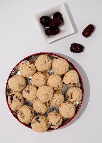 red-dates-walnut-cookies